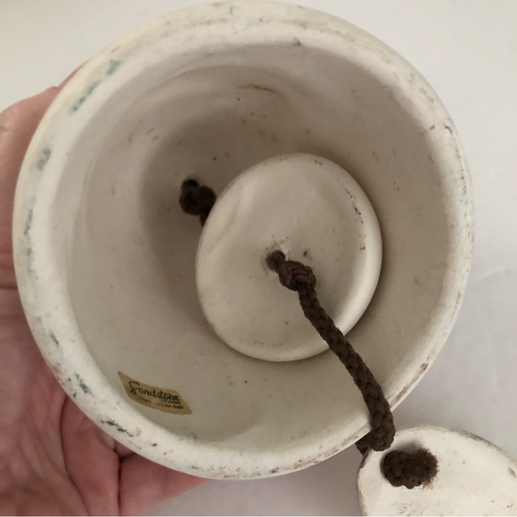 Vintage Sandstone Siamese Kitten Wind Chime by Anna - Picture 9 of 10